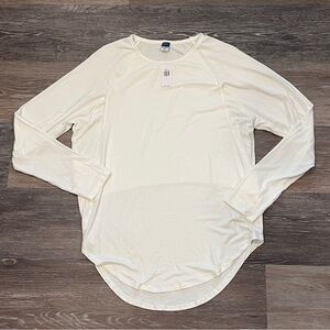 Old Navy Maternity Long Sleeve Top